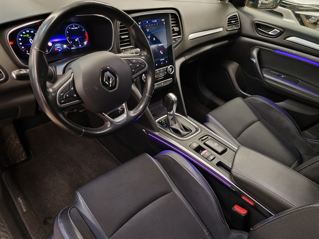 Renault Megane — 11