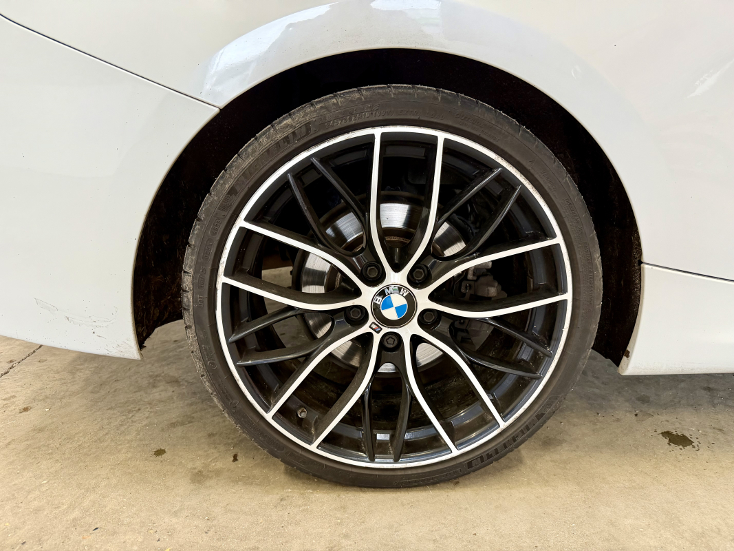 Bmw Série 2 Cabriolet — 37