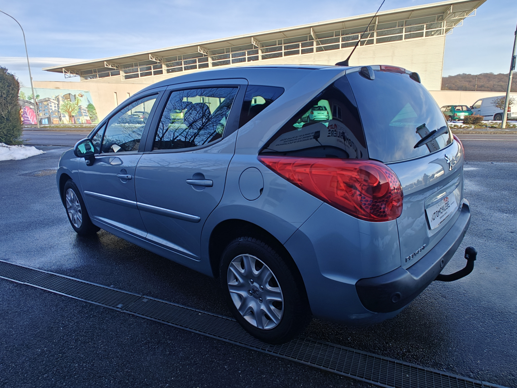Peugeot 207 — 5