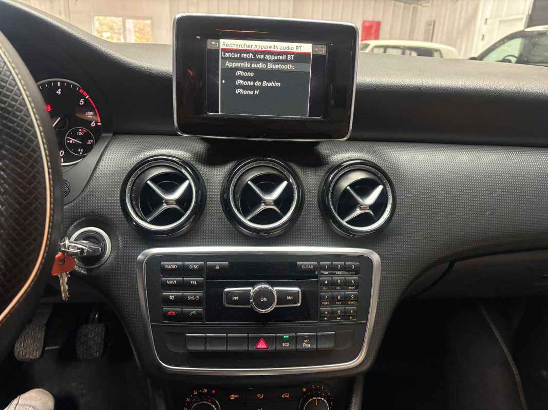 Mercedes Classe A — 23