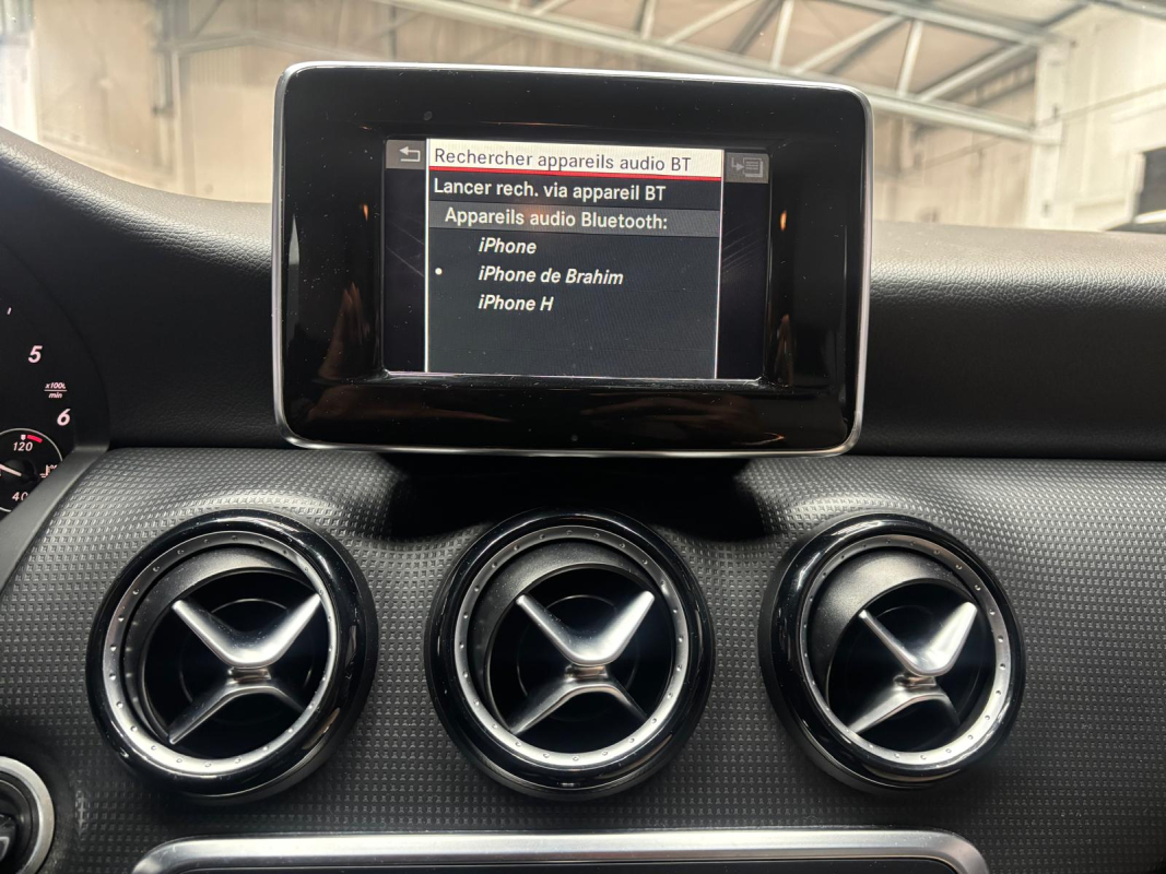 Mercedes Classe A — 24
