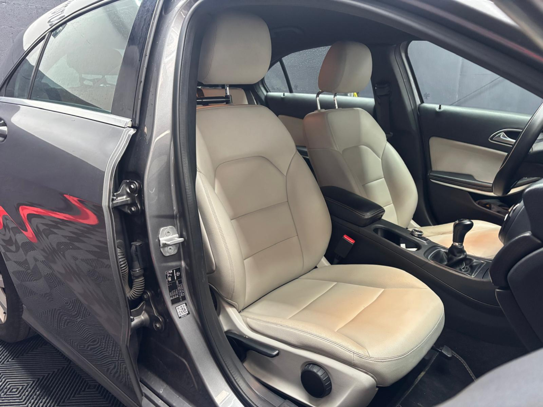 Mercedes Classe A — 13