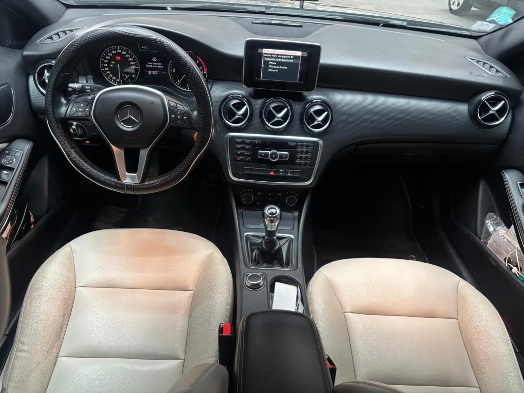 Mercedes Classe A — 14