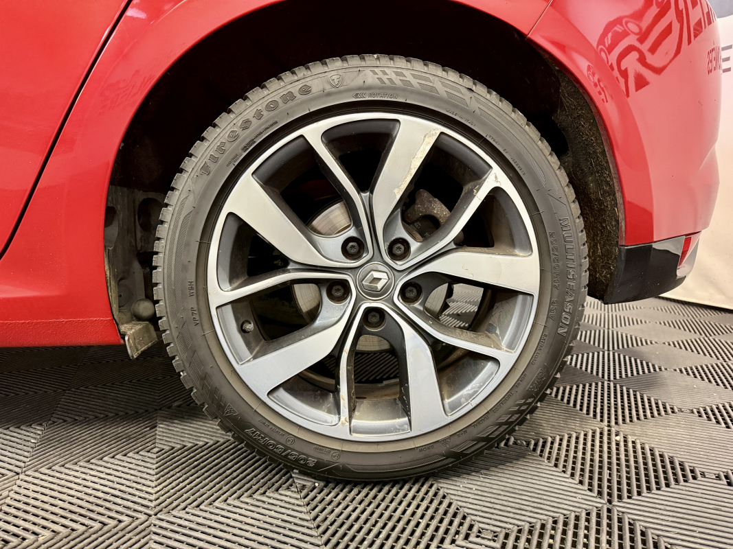 Renault Megane — 23