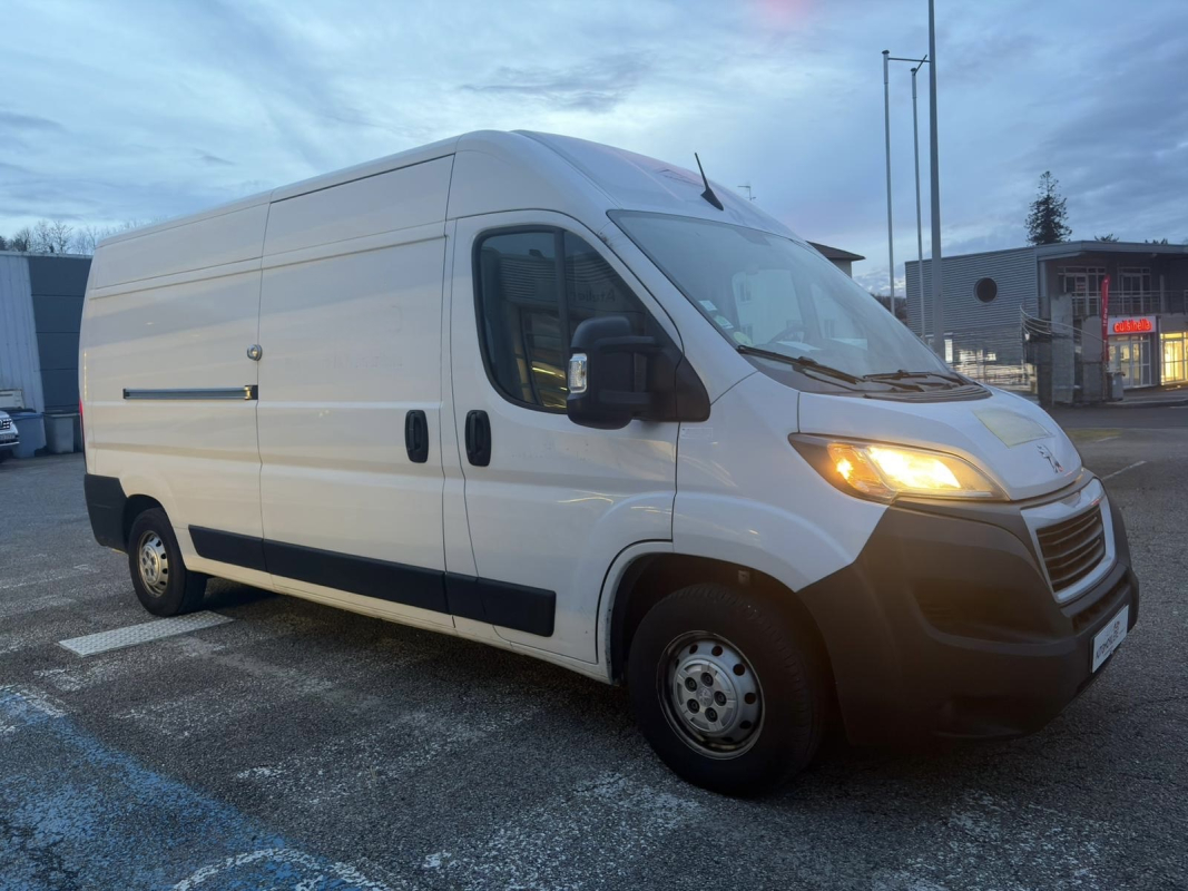 Peugeot Boxer — 3