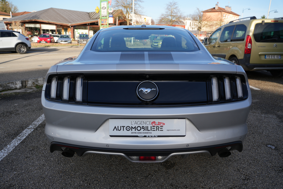 Ford Mustang — 7
