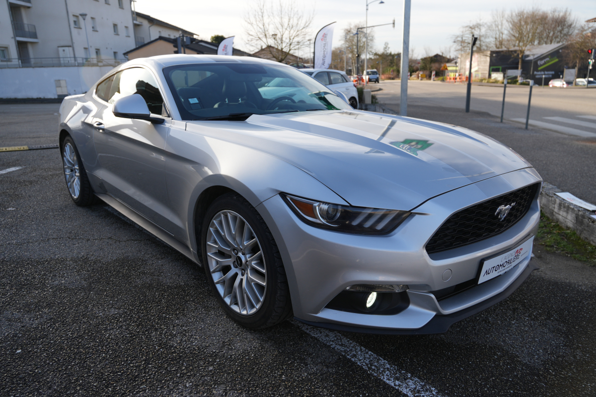 Ford Mustang — 4