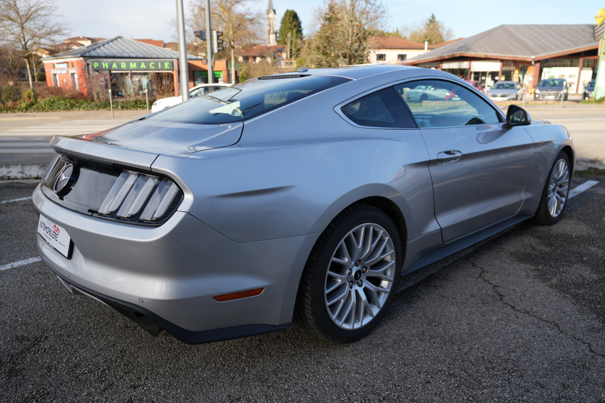 Ford Mustang — 6