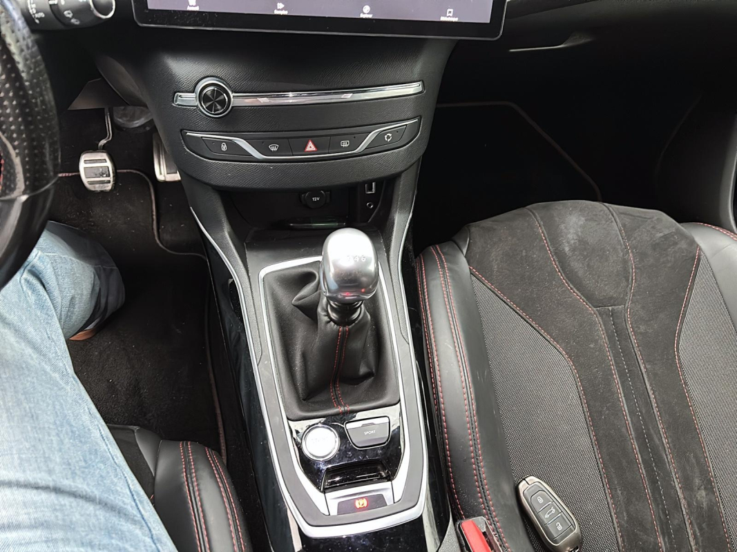 Peugeot 308 — 18