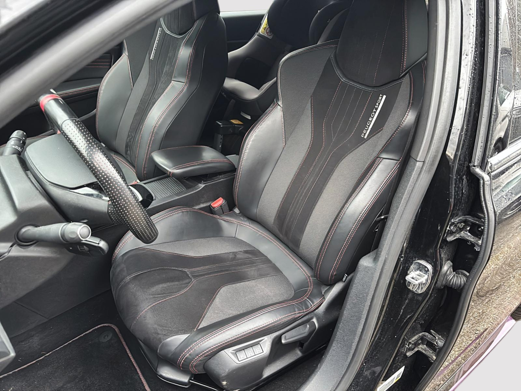 Peugeot 308 — 15