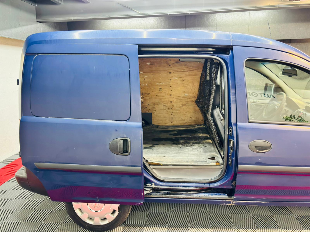 Opel Combo Cargo — 9