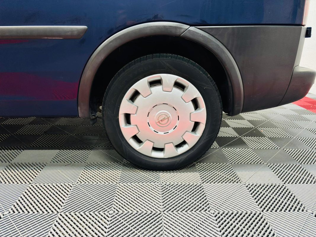 Opel Combo Cargo — 20