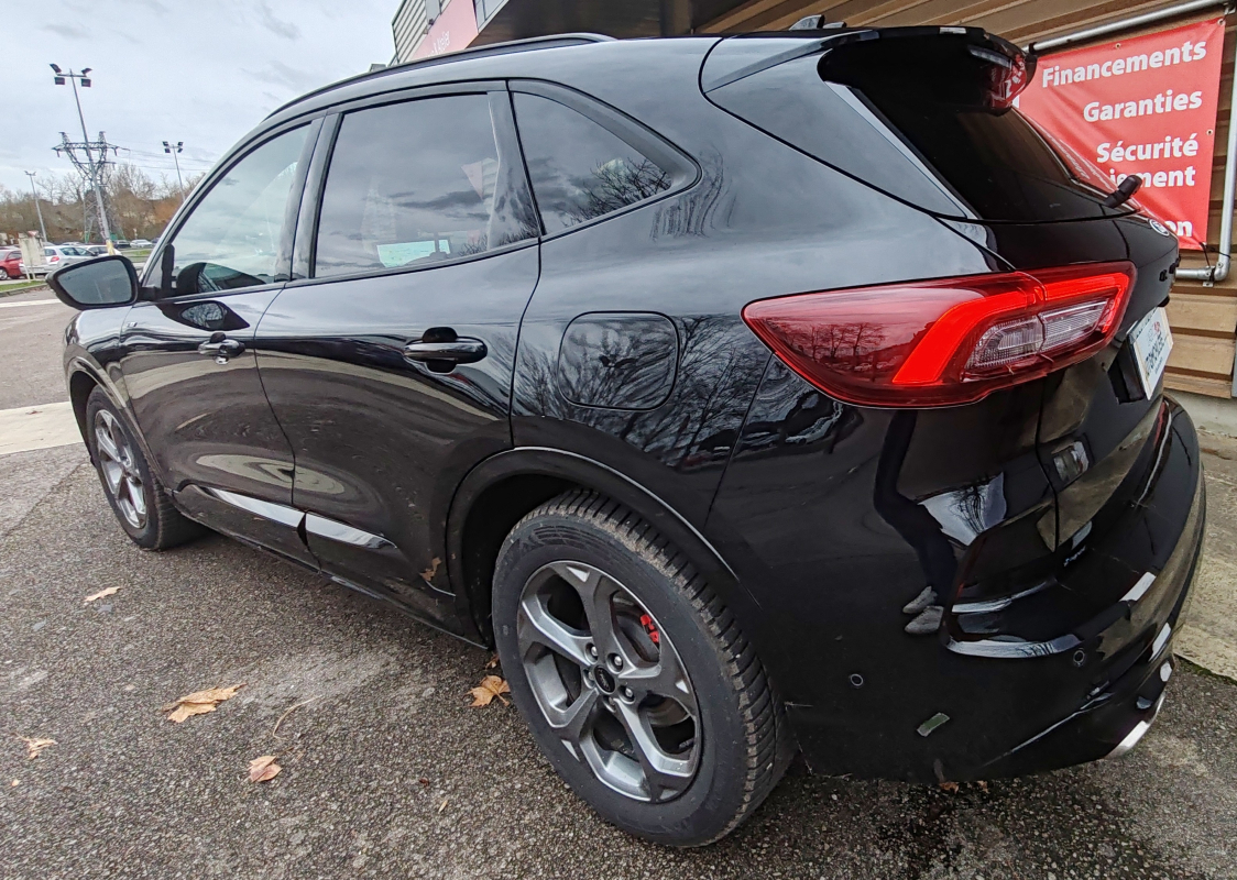 Ford Kuga — 13