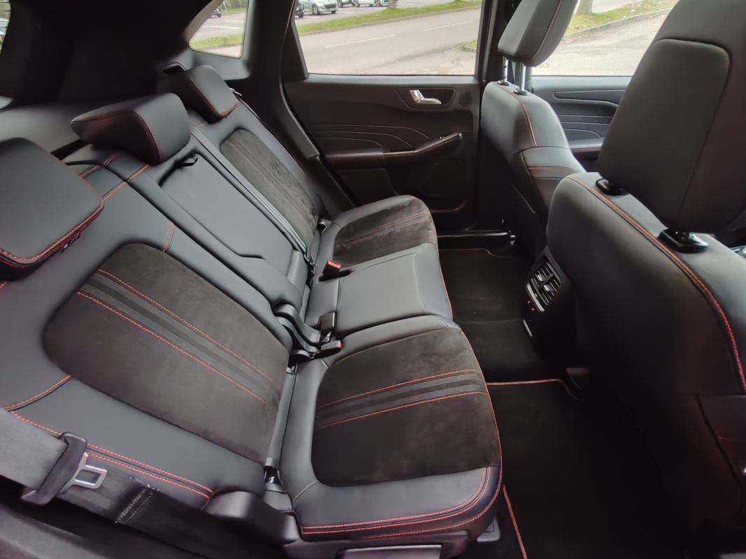 Ford Kuga — 19