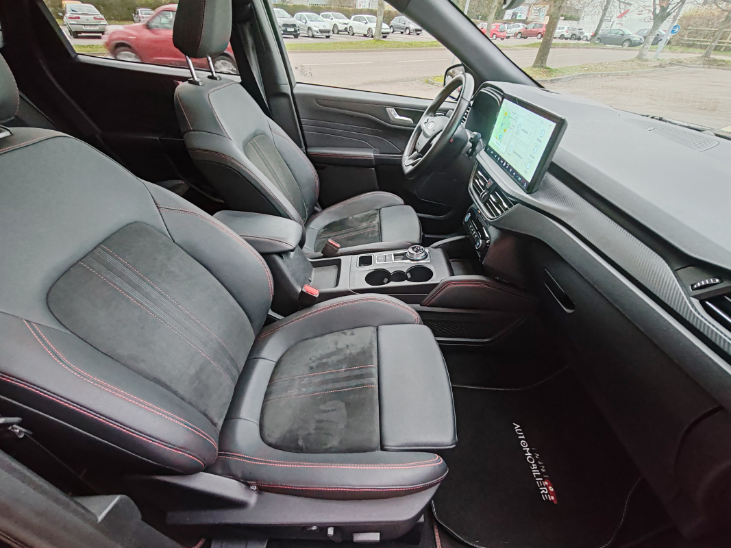 Ford Kuga — 16