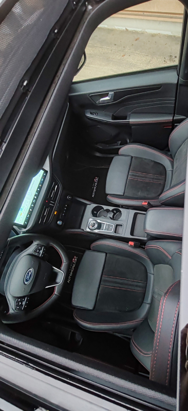 Ford Kuga — 30