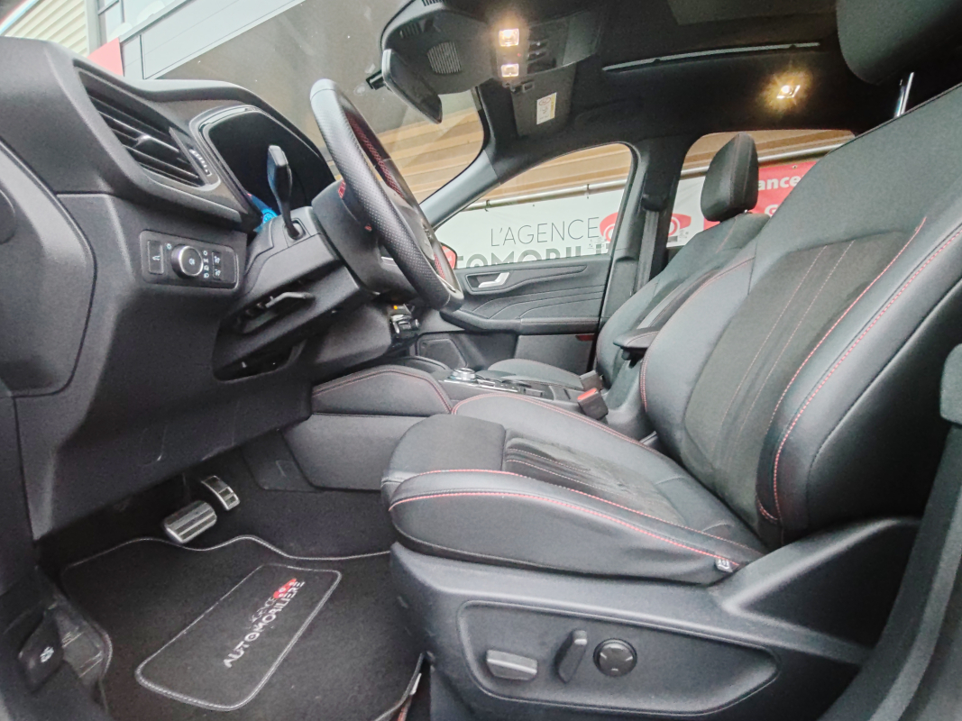 Ford Kuga — 24