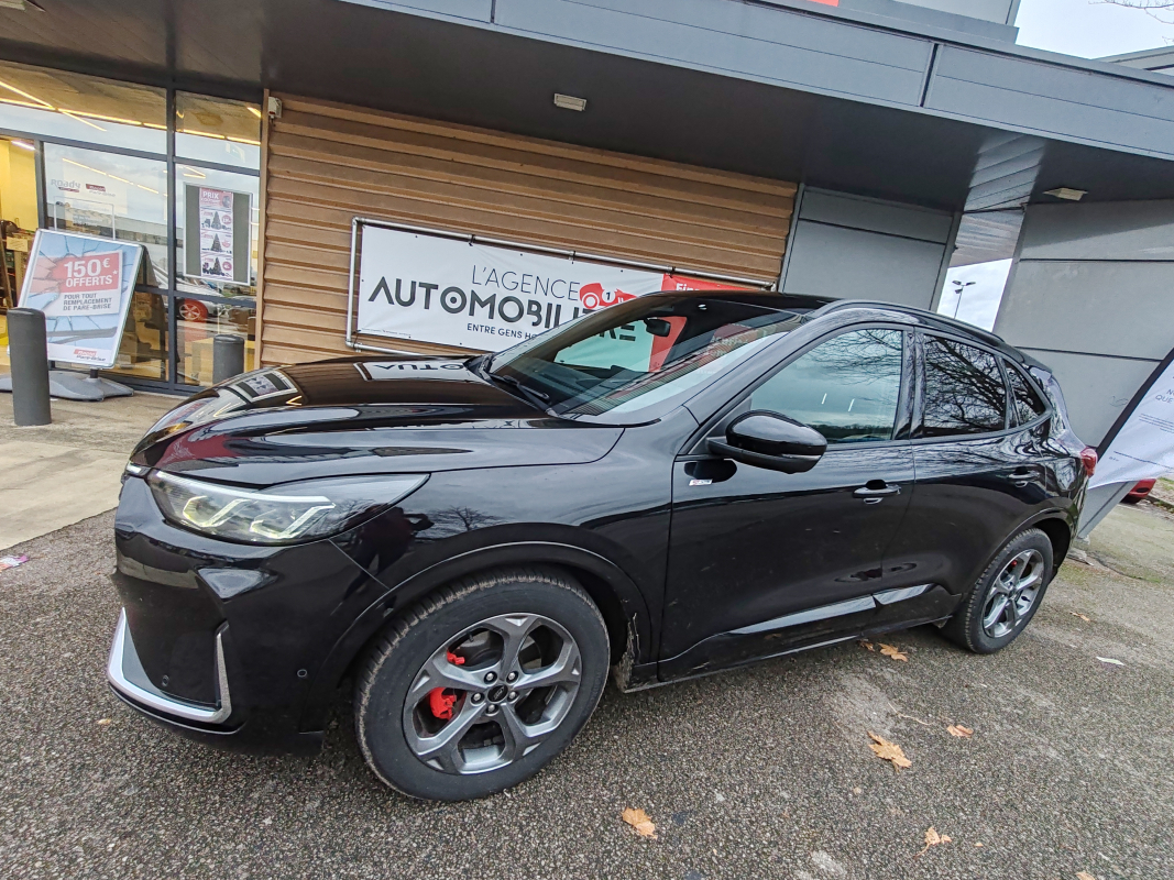 Ford Kuga — 23