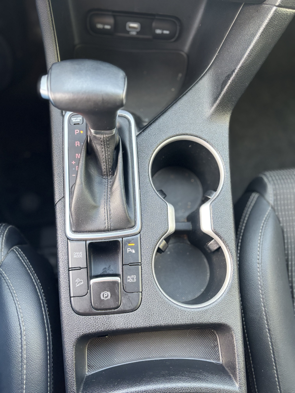 Kia Sportage — 18