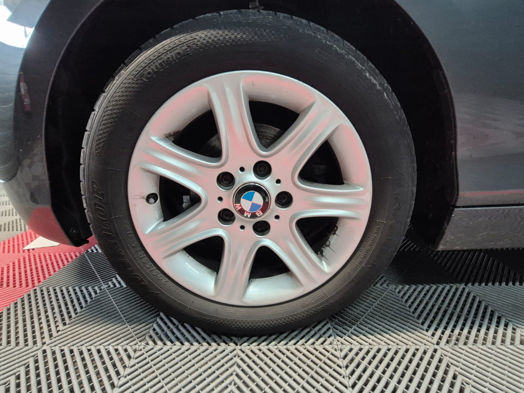 Bmw Série 1 — 23