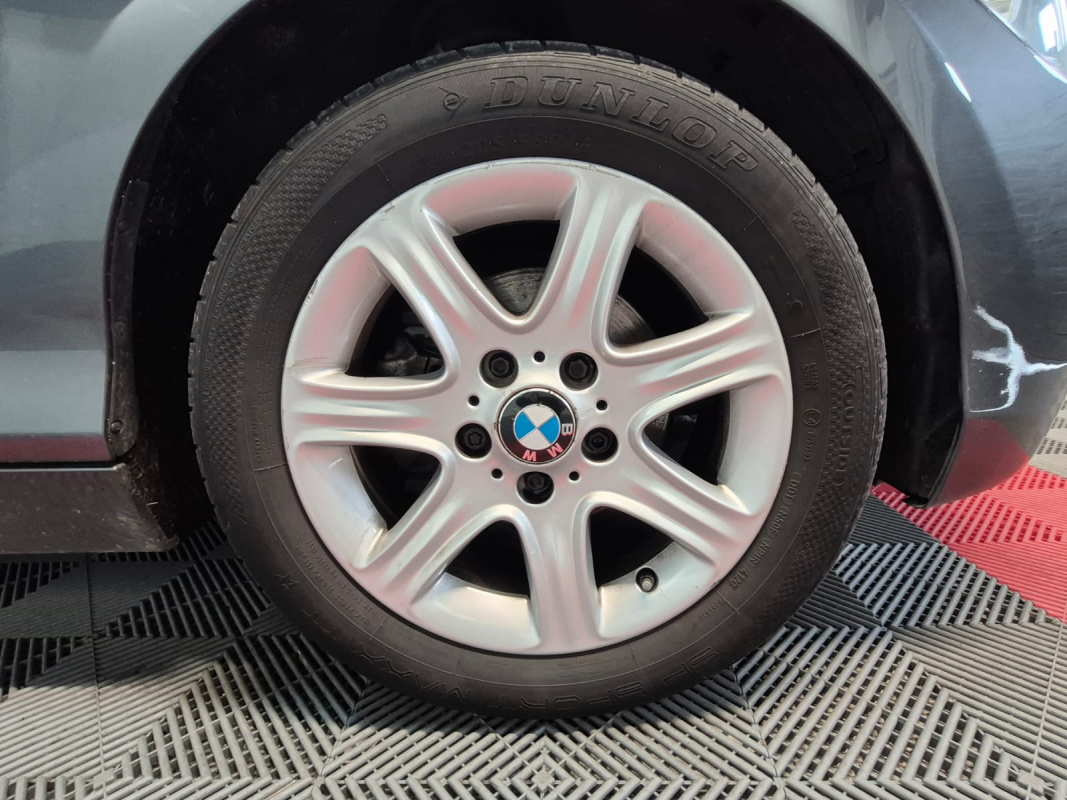 Bmw Série 1 — 25