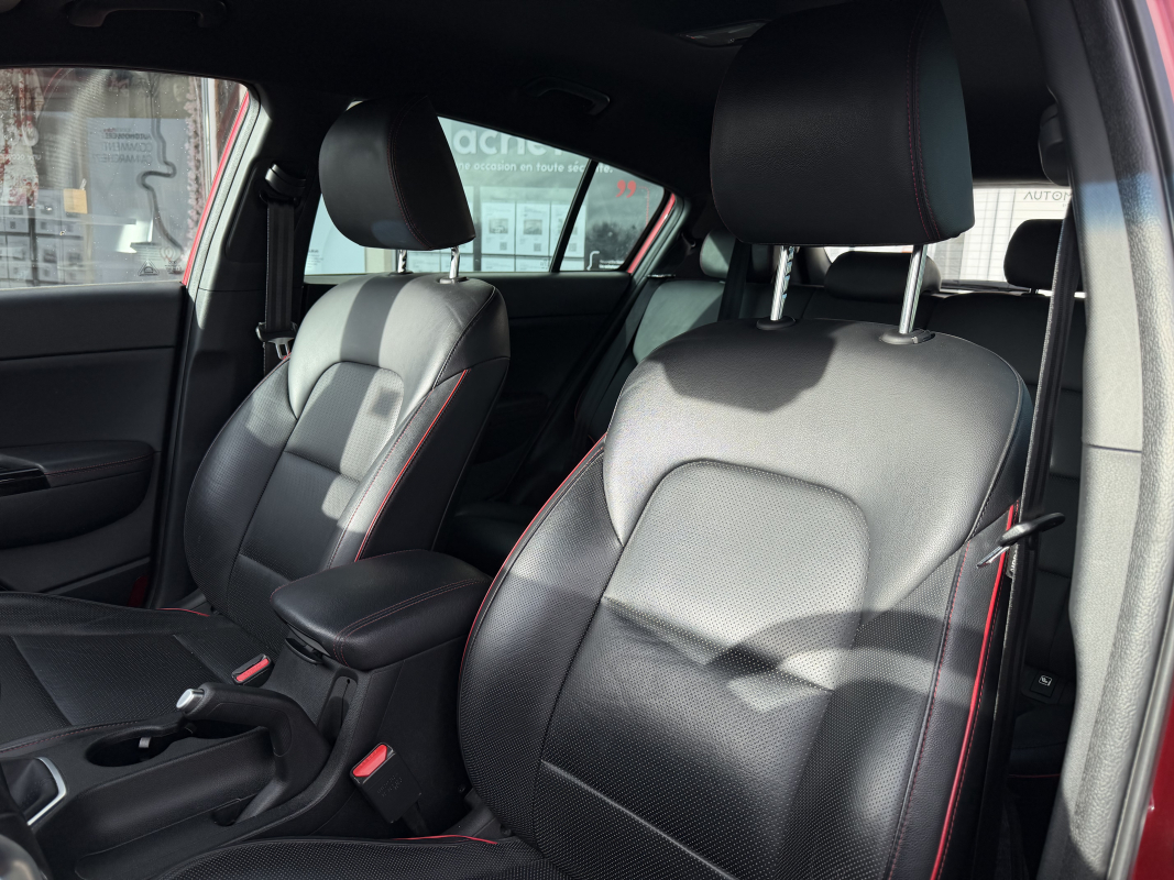 Kia Sportage — 10