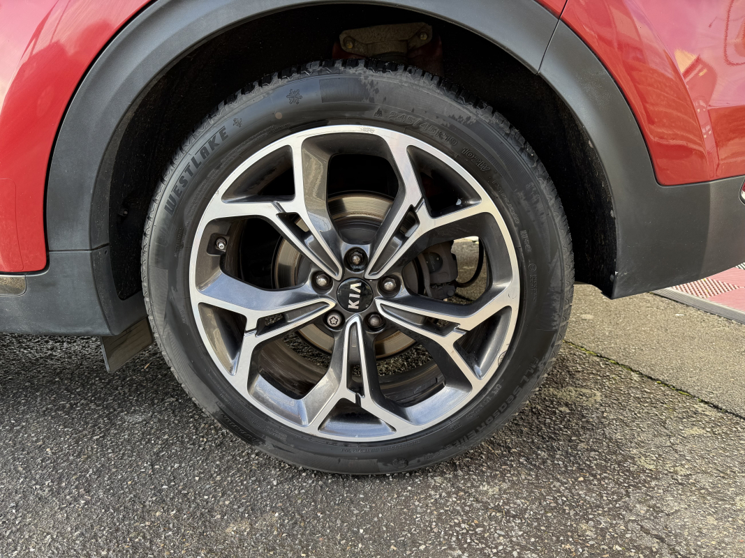 Kia Sportage — 32