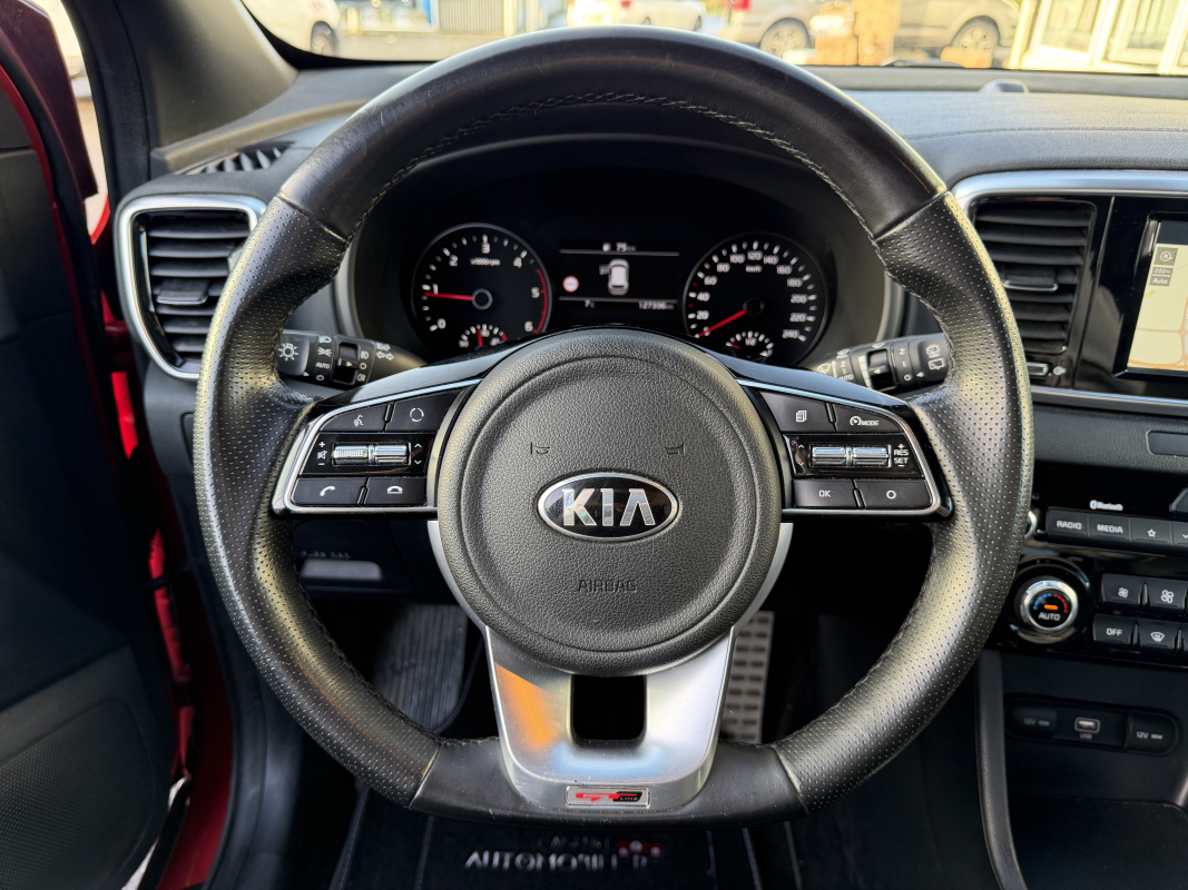 Kia Sportage — 13