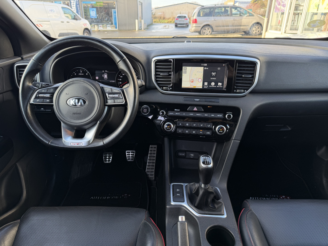 Kia Sportage — 12