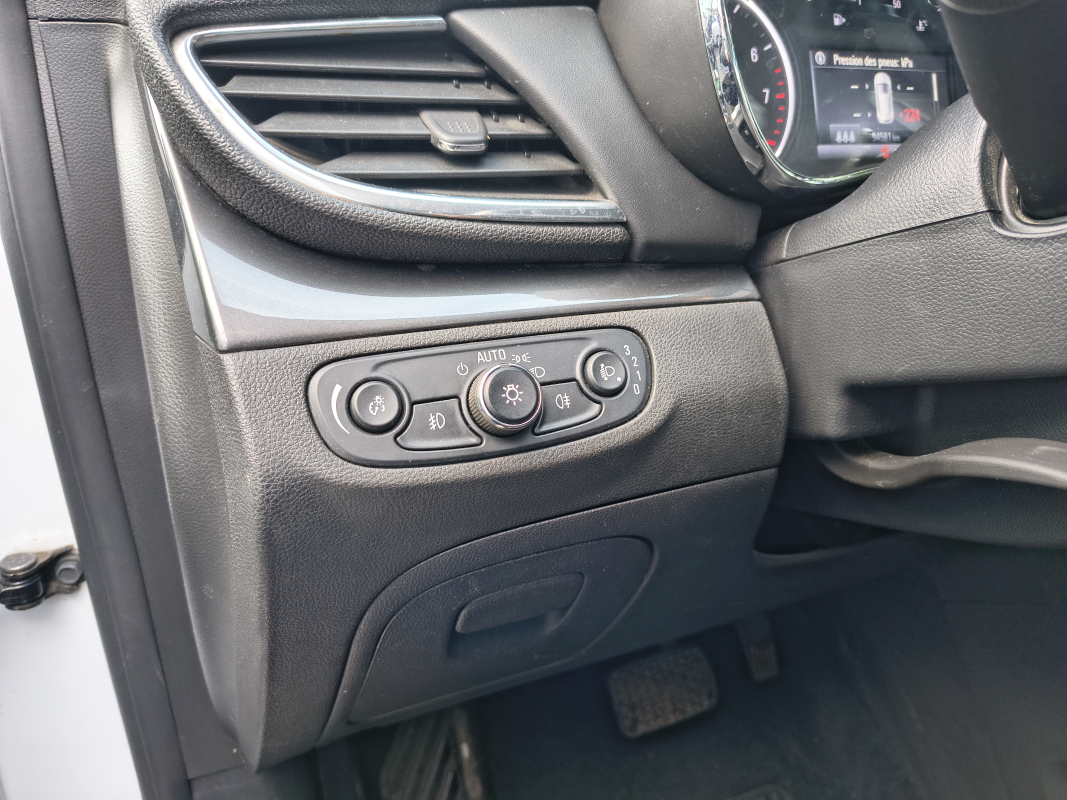 Opel Mokka X — 18
