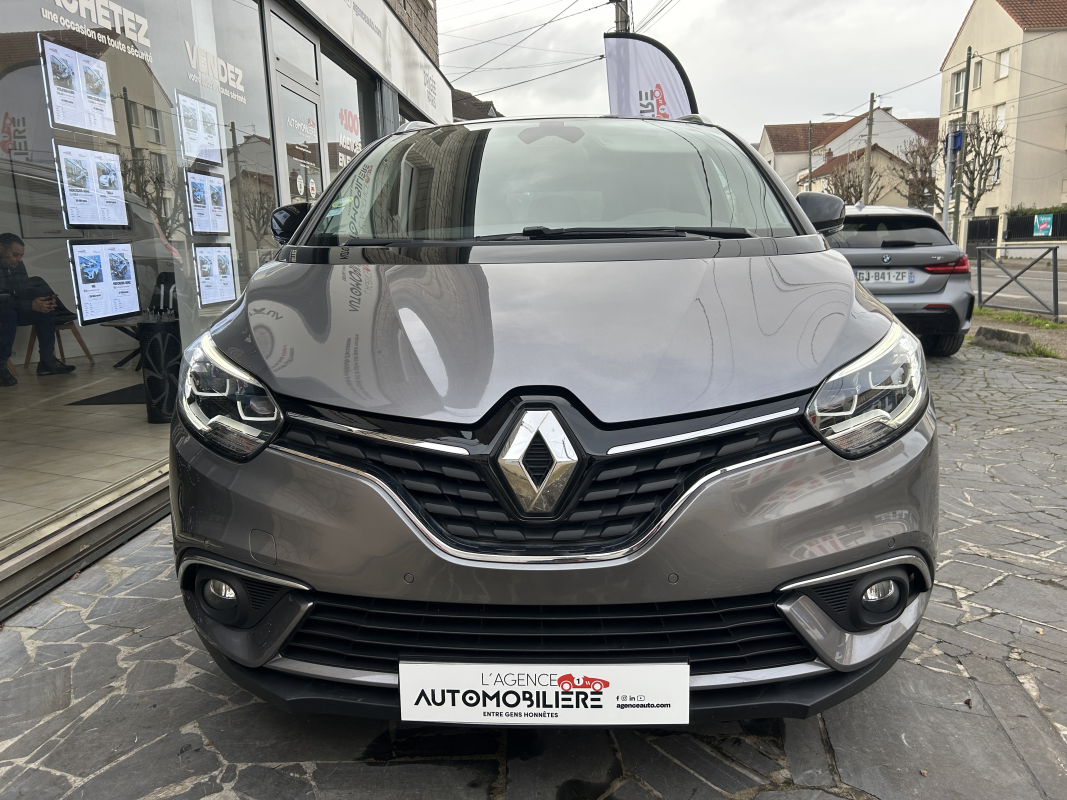 Renault Grand Scenic — 6