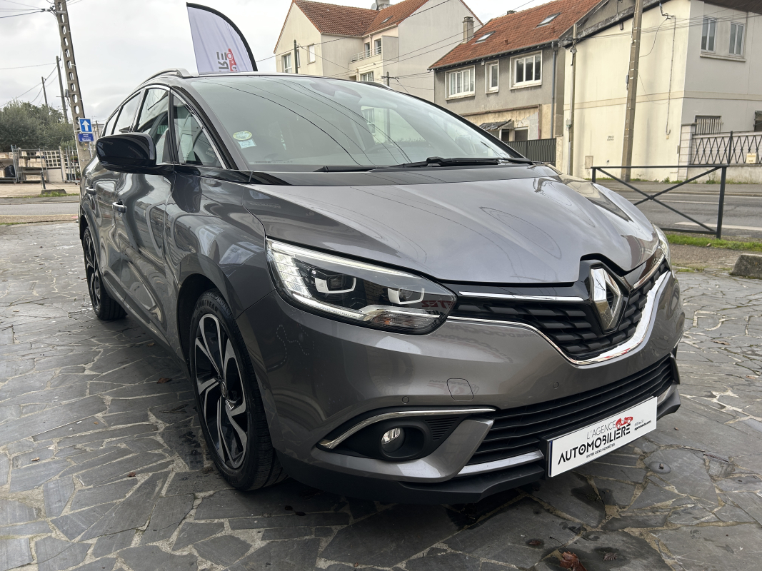 Renault Grand Scenic — 7