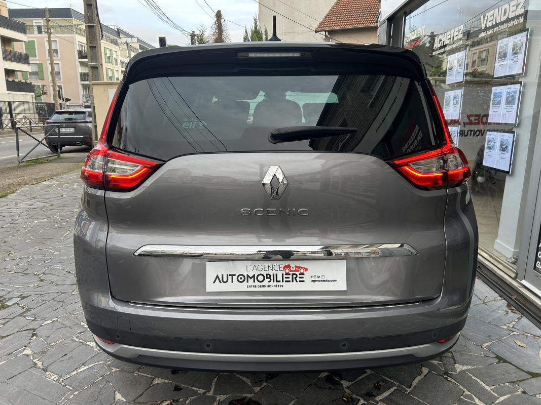 Renault Grand Scenic — 4