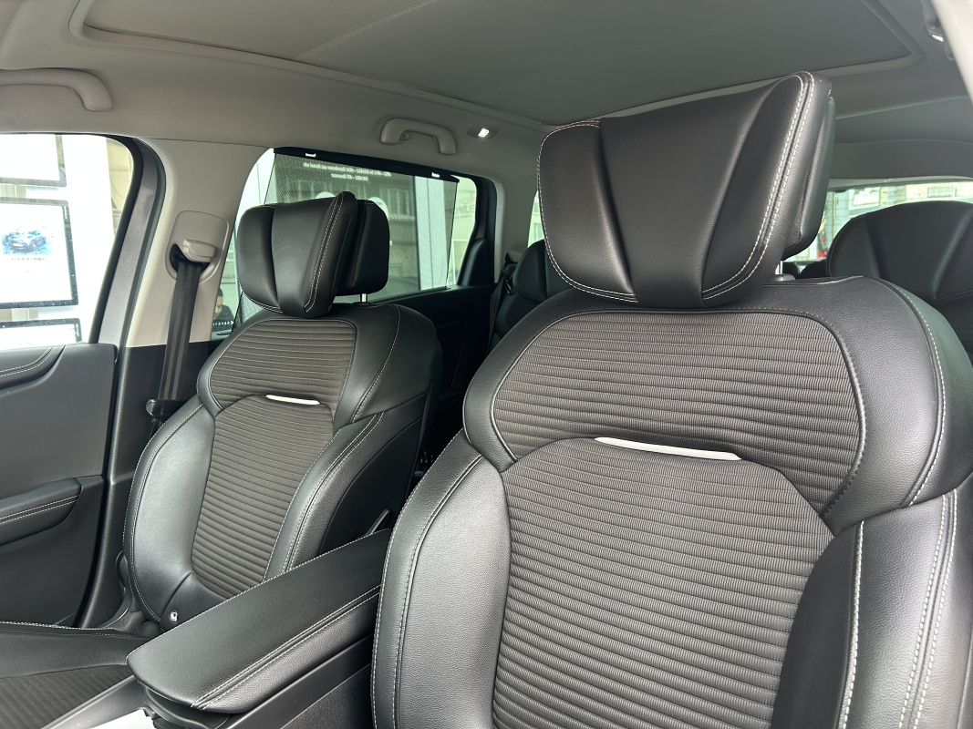 Renault Grand Scenic — 14