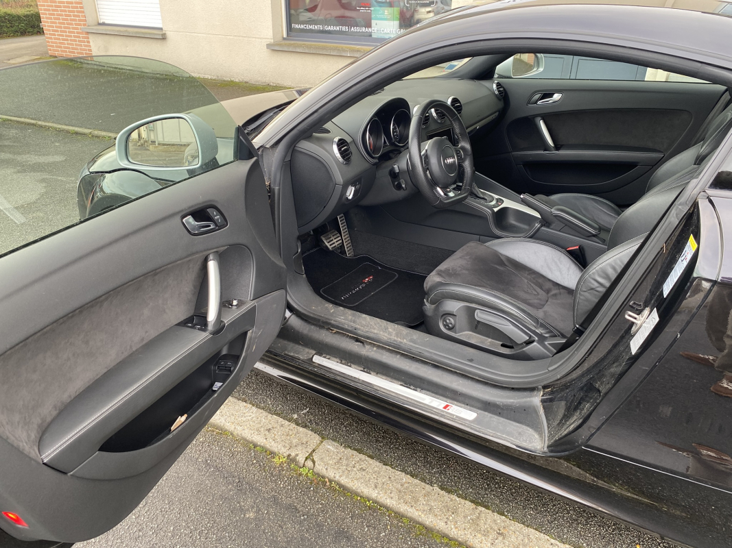 Audi TT RS — 14