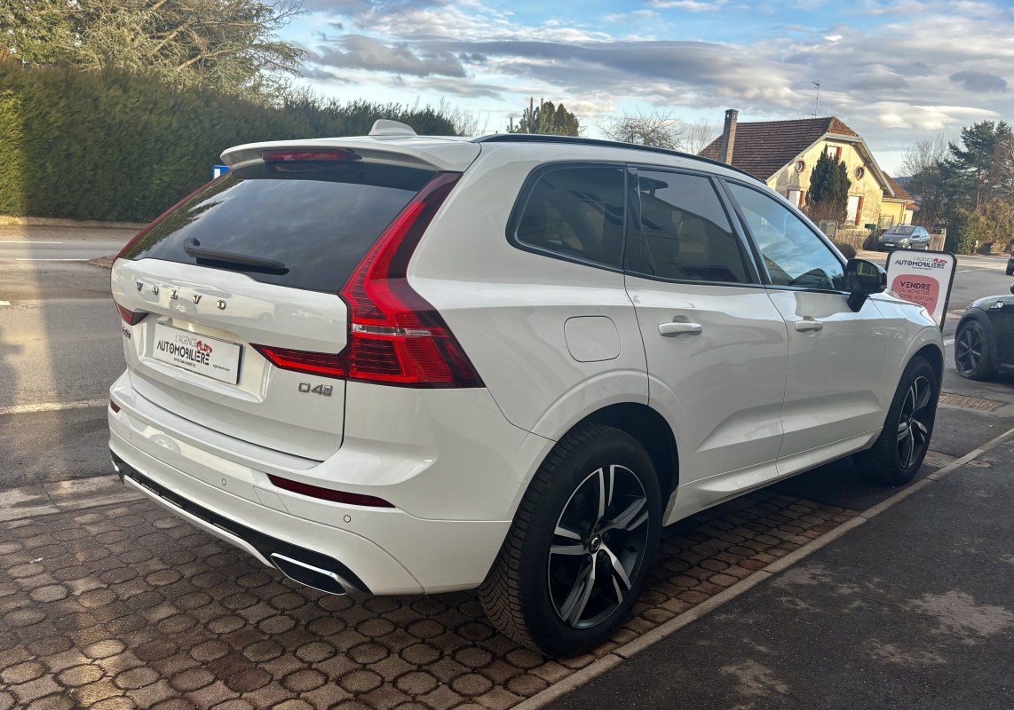 Volvo XC60 — 5