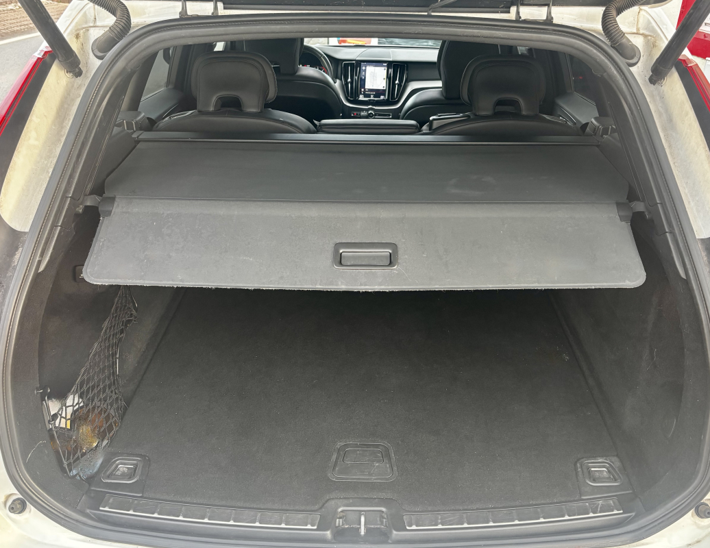 Volvo XC60 — 30