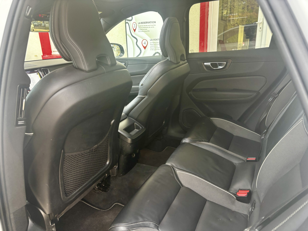 Volvo XC60 — 22