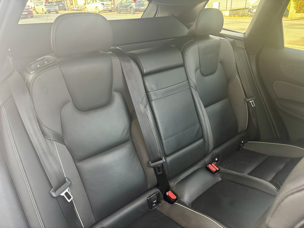 Volvo XC60 — 19