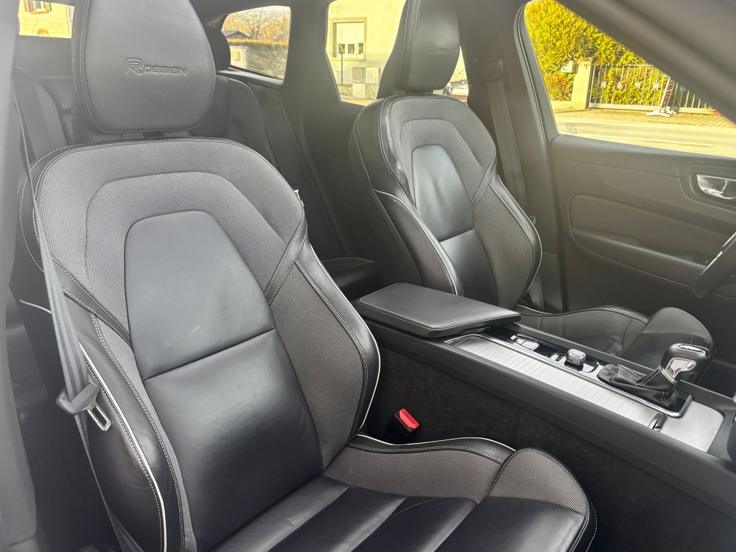 Volvo XC60 — 17