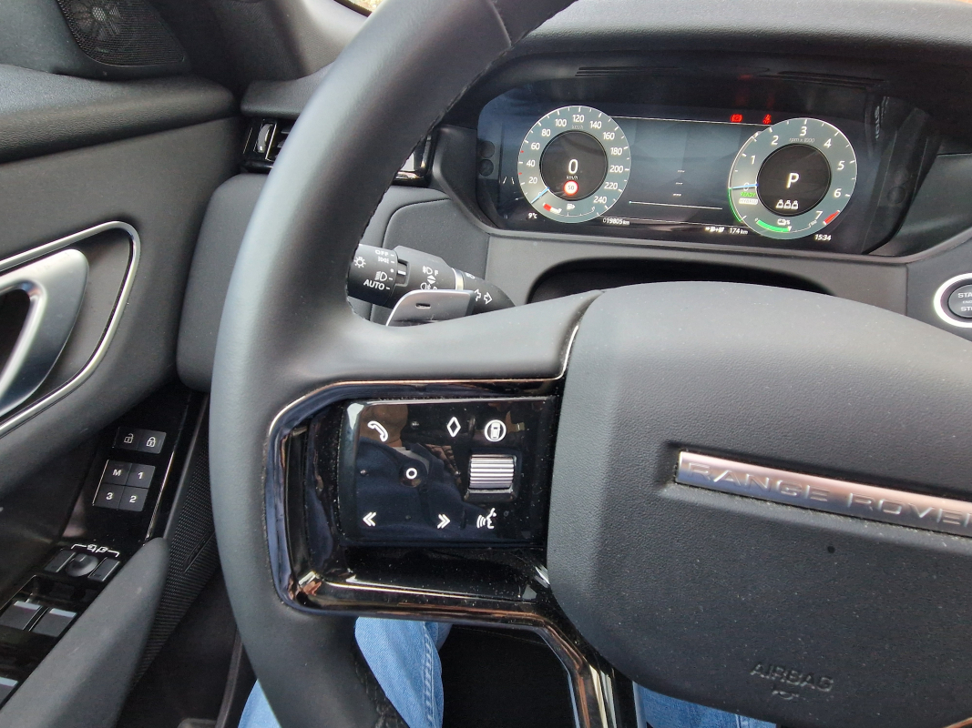 Land Rover Range Rover Velar — 27