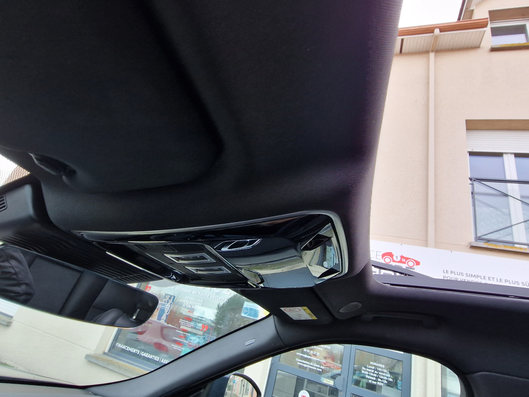 Land Rover Range Rover Velar — 34