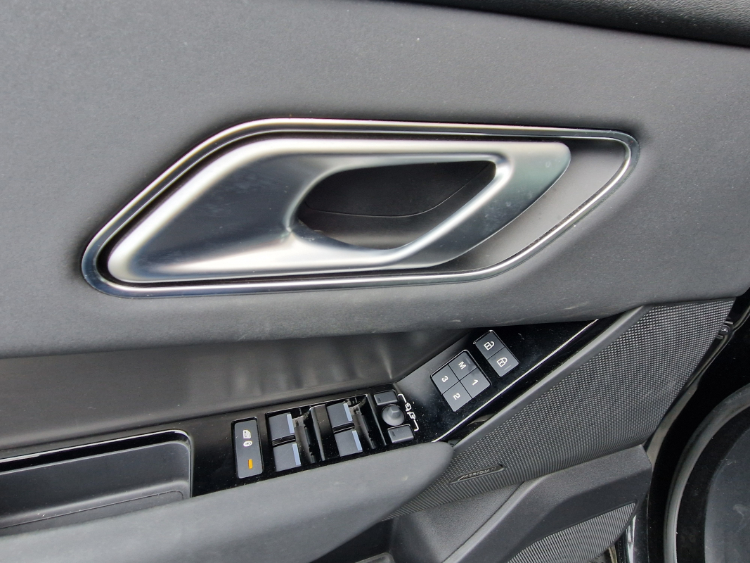 Land Rover Range Rover Velar — 35