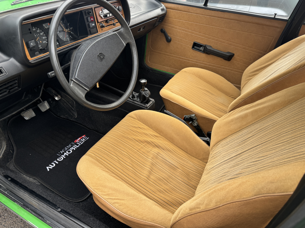 Volkswagen Passat — 8
