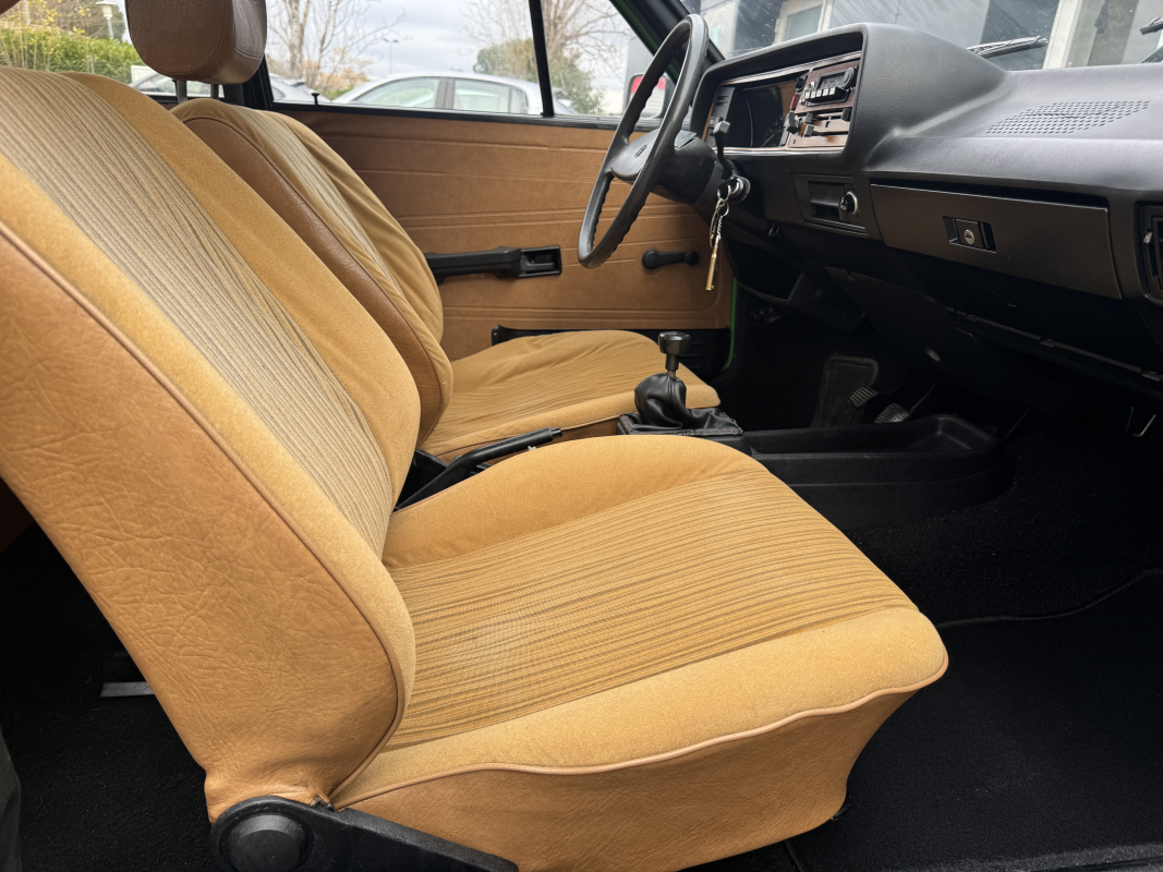 Volkswagen Passat — 28