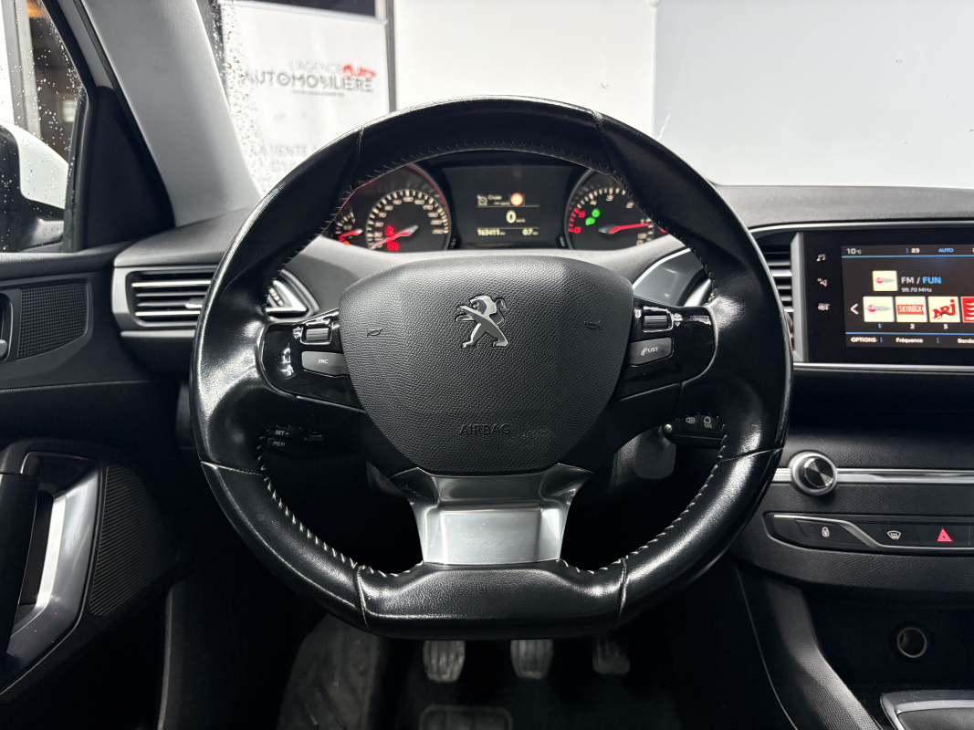 Peugeot 308 — 13