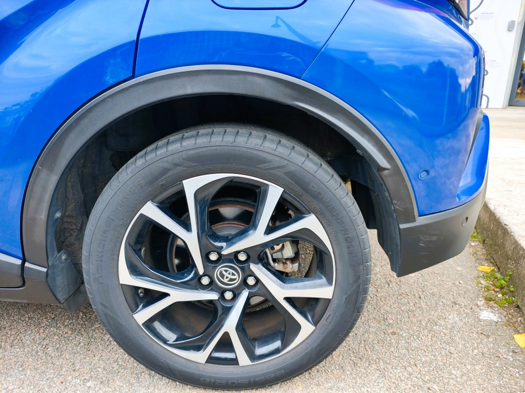 Toyota C-HR — 9