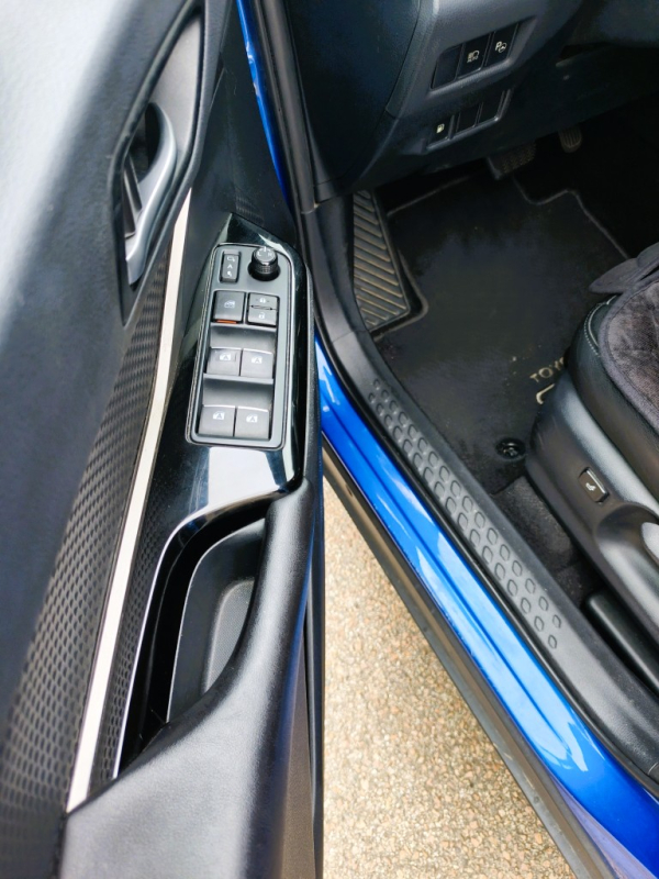 Toyota C-HR — 18