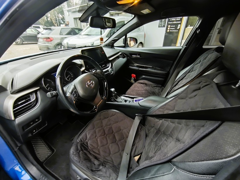 Toyota C-HR — 12