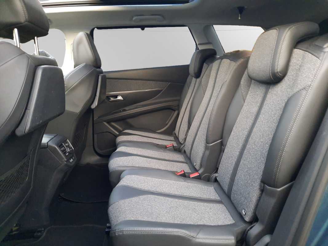 Peugeot 5008 — 26
